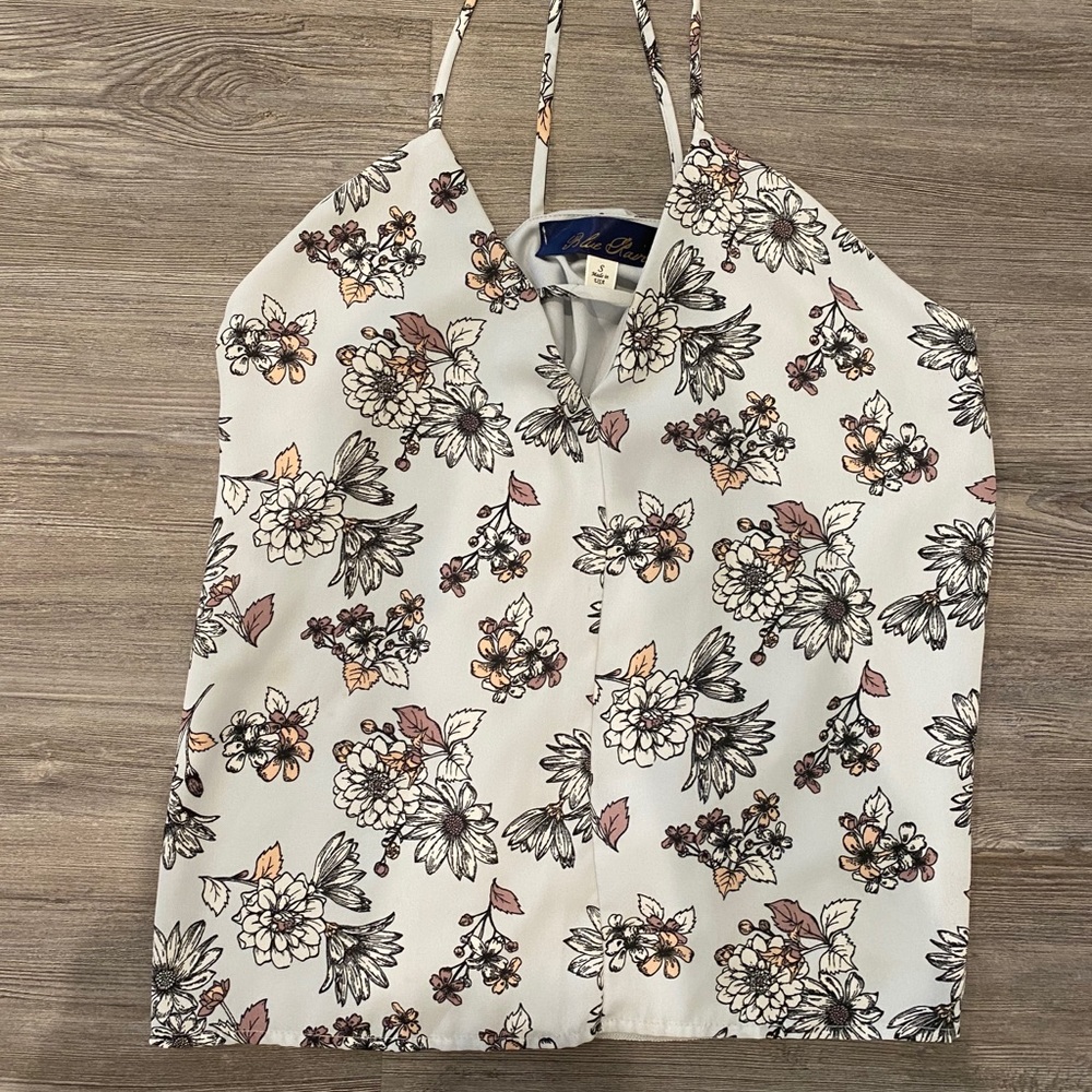 Women’s Top Size Small